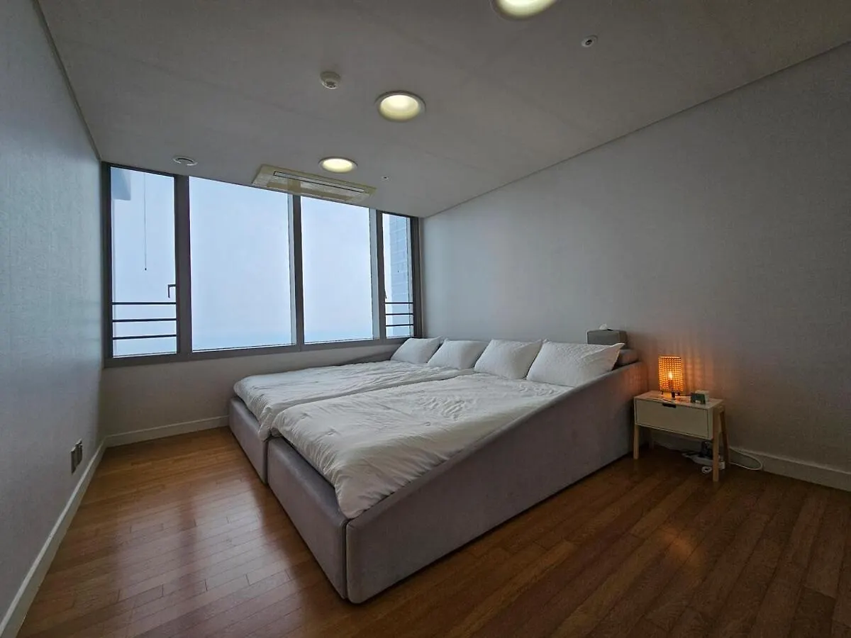 Chilling Chilling Haeundae Ocean View Branch Apartment Busan 0*,  South Korea